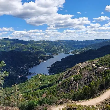 River - Na Natureza Герес